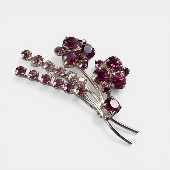 Vintage Austrian Crystal Brooch Purple Pink Rhinestone Floral Spray Pin 1950s - Picture 3 of 10